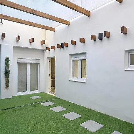Apartment Encantador Vigas De Madera